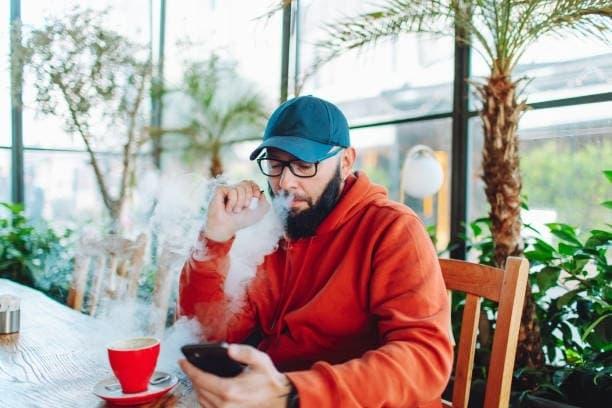 Recenze elektronická cigareta kangertech 2025 a praktické tipy pro výběr, příslušenství a údržbu