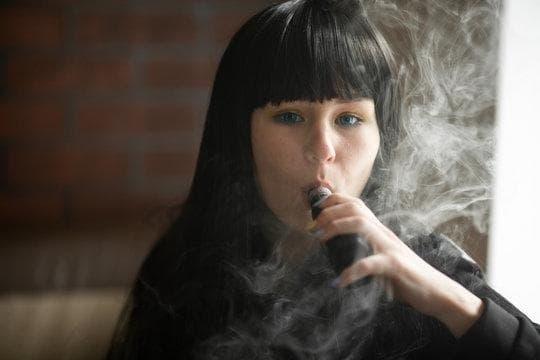 aiko elektronické cigarety recenze a srovnání, jak vybrat aiko modely a bezpečně používat elektronické cigarety