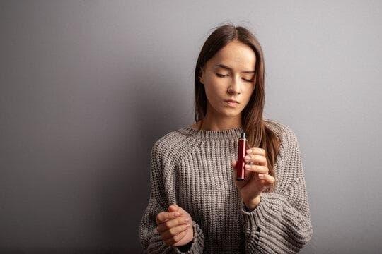 co může způsobit e cigareta a jak minimalizovat rizika podle lékařů