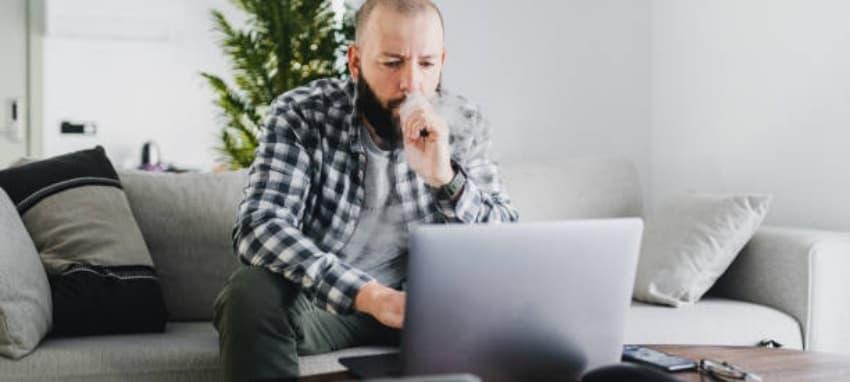 elektronická cigareta skodlivost v kostce – co říkají studie, mýty a doporučení