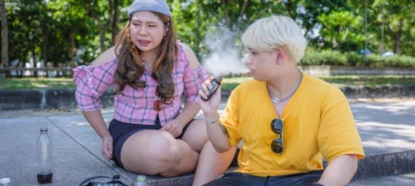 Kompletní elektronická cigareta ego t recenze a praktický průvodce pro nové uživatele