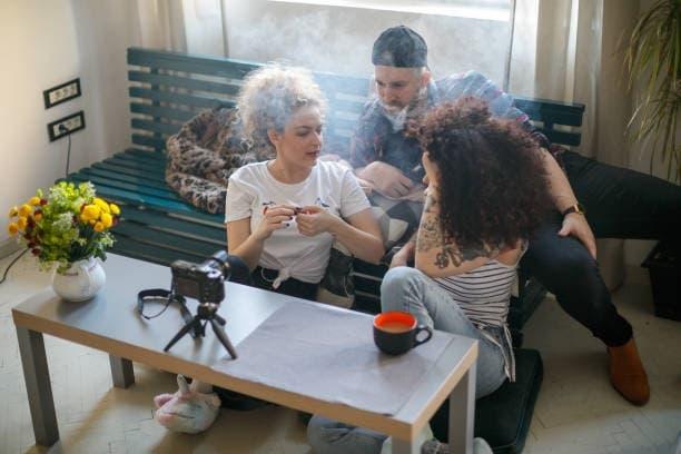 Jak vybrat cbd elektronicka cigareta a proč je cbd elektronicka cigareta stále populární