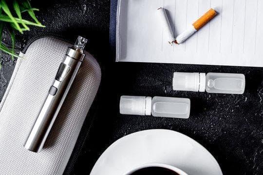 Průvodce a recenze e cigareta pro začátečníky i pokročilé, jak vybrat nejlepší modely a šetřit