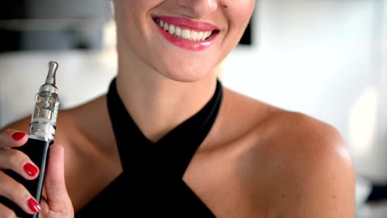 Praktický průvodce jaké látky v elektronické cigarete jsou škodlivé a jak snížit riziko